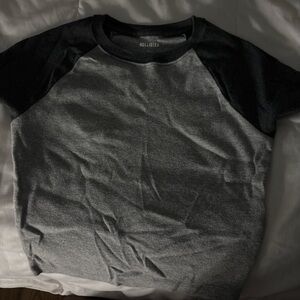 Hollister Gray and Black Short Sleeve Tee